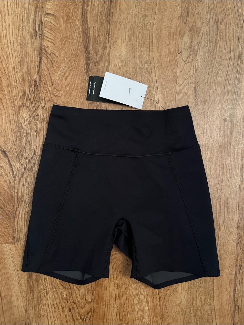 NWT Nike Universa High Waisted 5” Bike Shorts